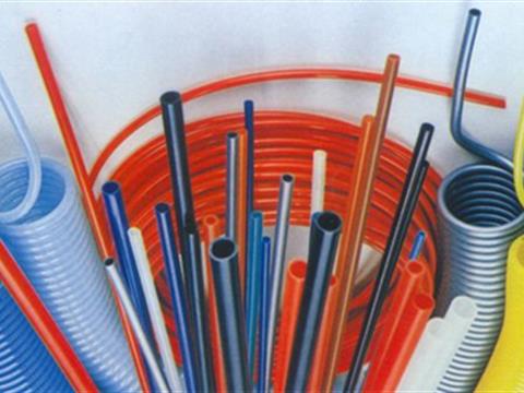 Hoses for pneumatic applications