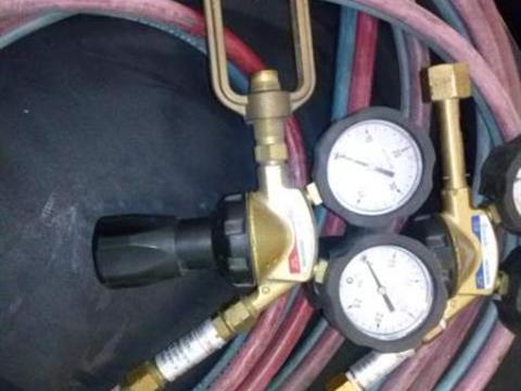 Flexible pipes for technical gases